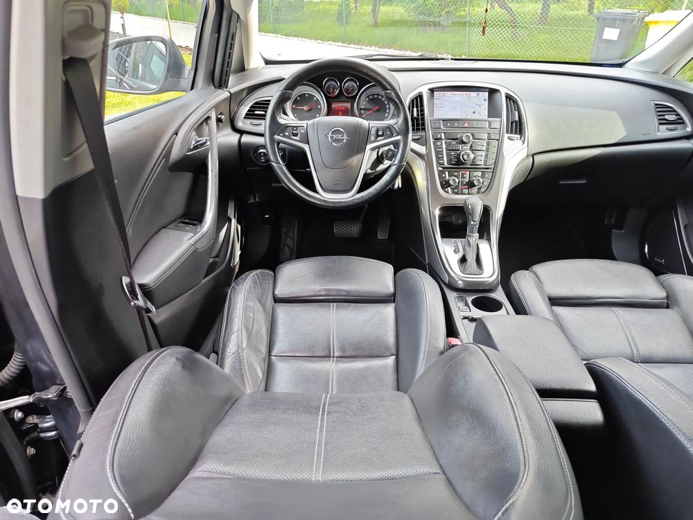 Opel Astra 2.0 CDTI DPF Automatik Innovation - 11