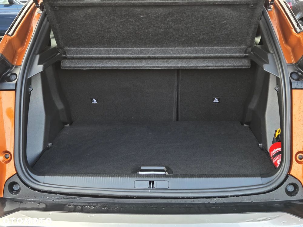 Peugeot 2008 1.2 PureTech Allure Pack S&S - 24