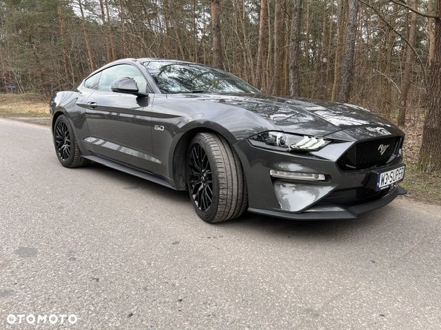 Ford Mustang - 4