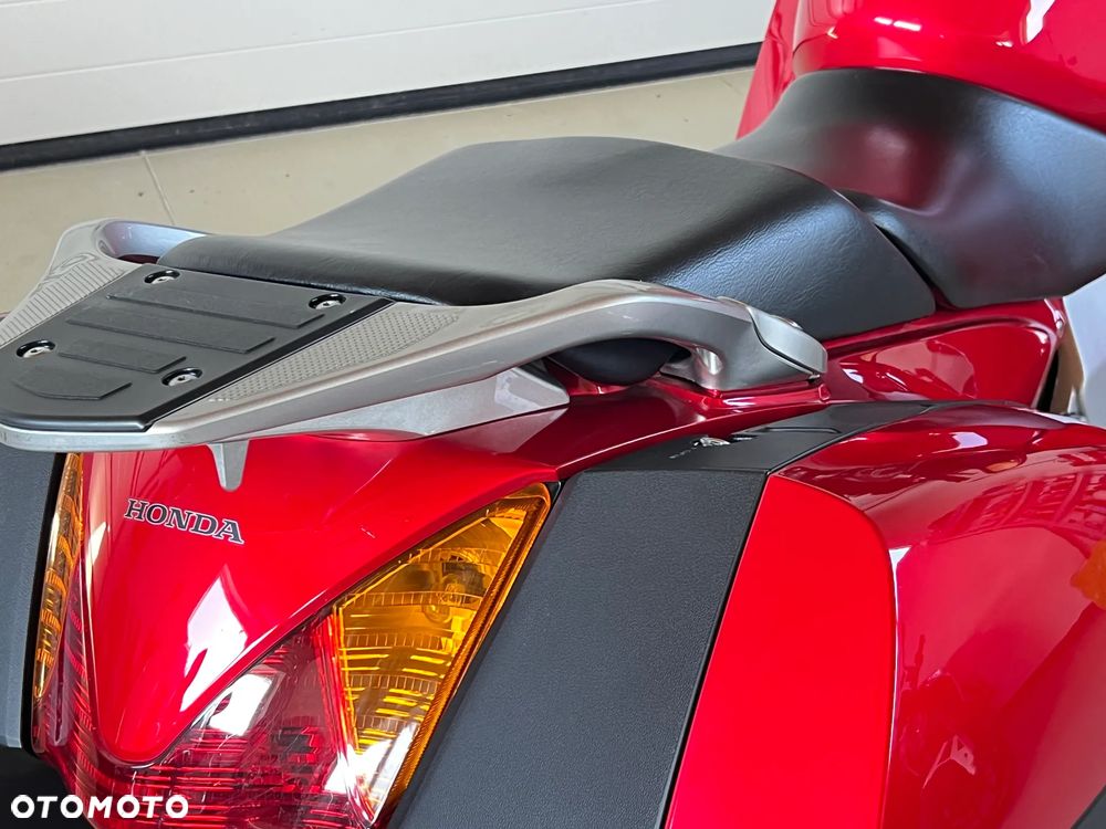Honda ST - 33