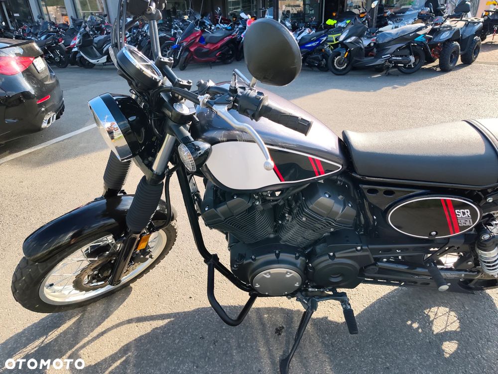 Yamaha SCR - 16