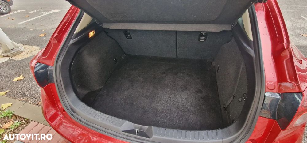 Mazda 3 G120 Challenge - 6