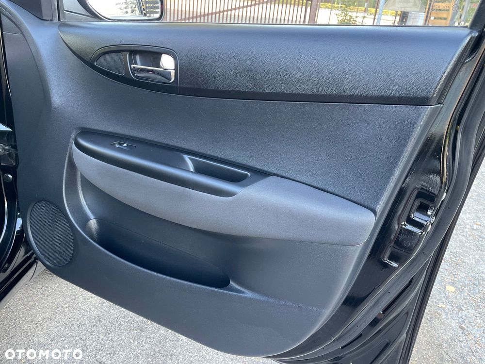 Hyundai i20 - 19