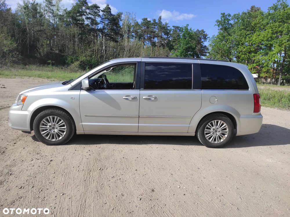Lancia Voyager 2.8CRD Gold - 5