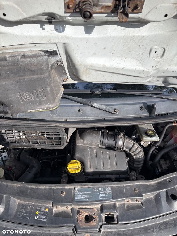 Renault trafic - 11