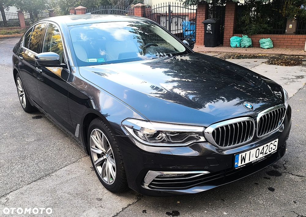 BMW Seria 5 530i xDrive - 18