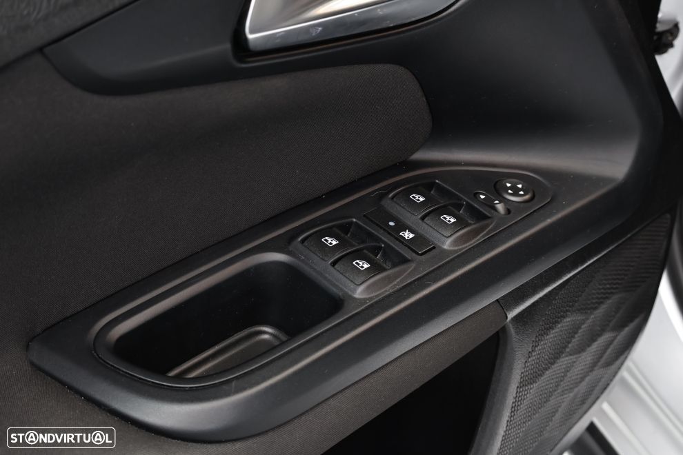 Fiat Tipo Cross 1.3 Multijet - 24