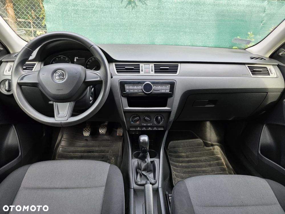 Skoda RAPID 1.2 TSI Active - 12