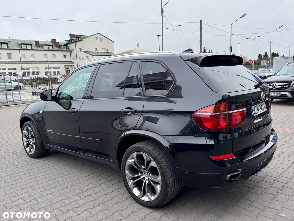 BMW X5 xDrive50i Edition Exclusive - 4
