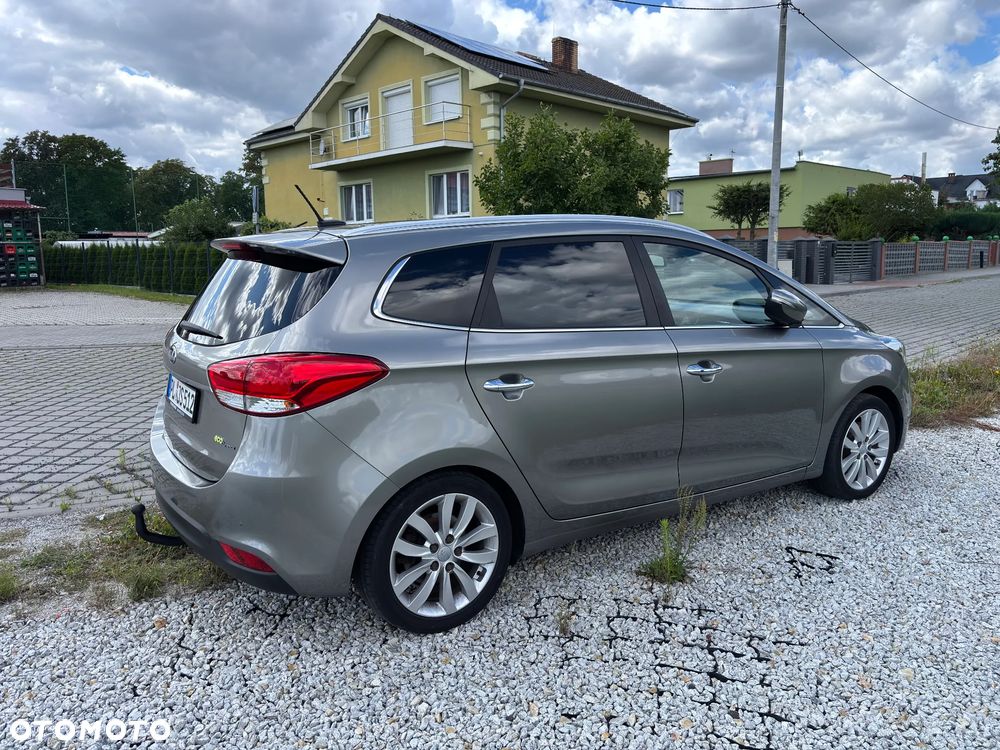 Kia Carens 1.7 CRDi Spirit - 17