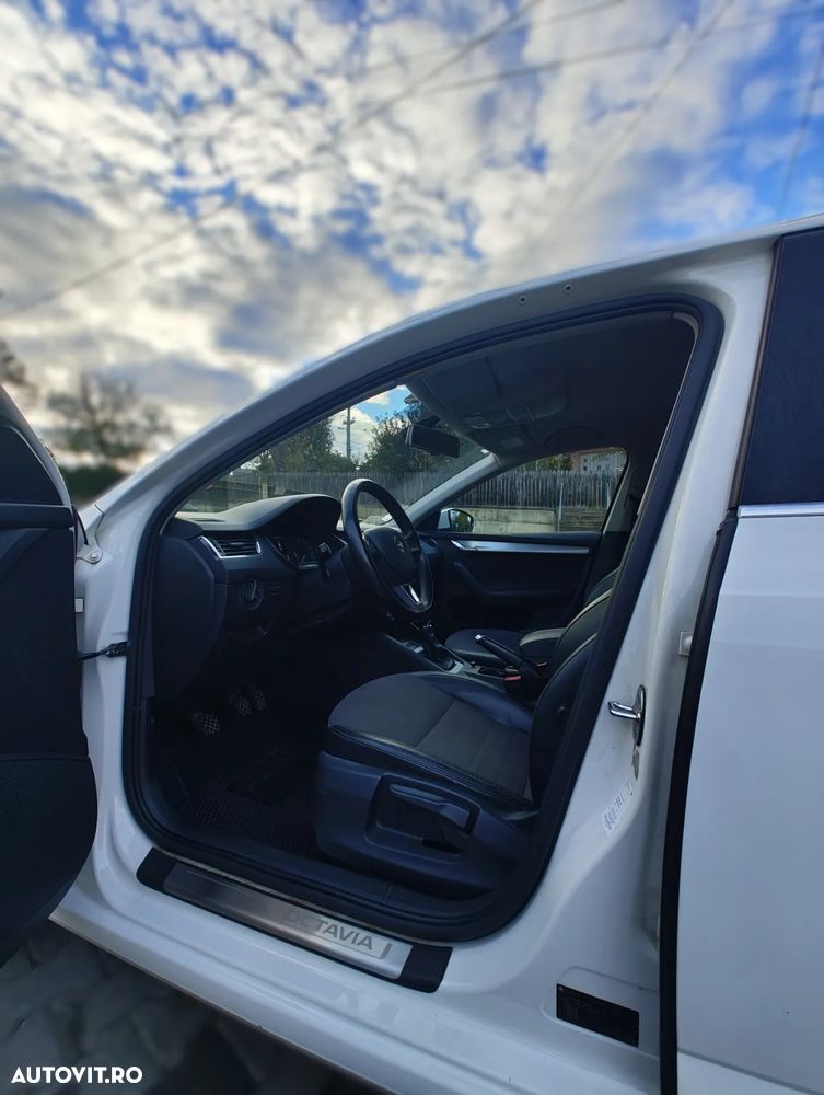 Skoda Octavia 2.0 TDI ELEGANCE - 9