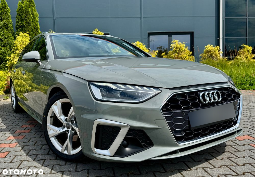 Audi A4 Avant 40 TFSI S tronic S line - 12