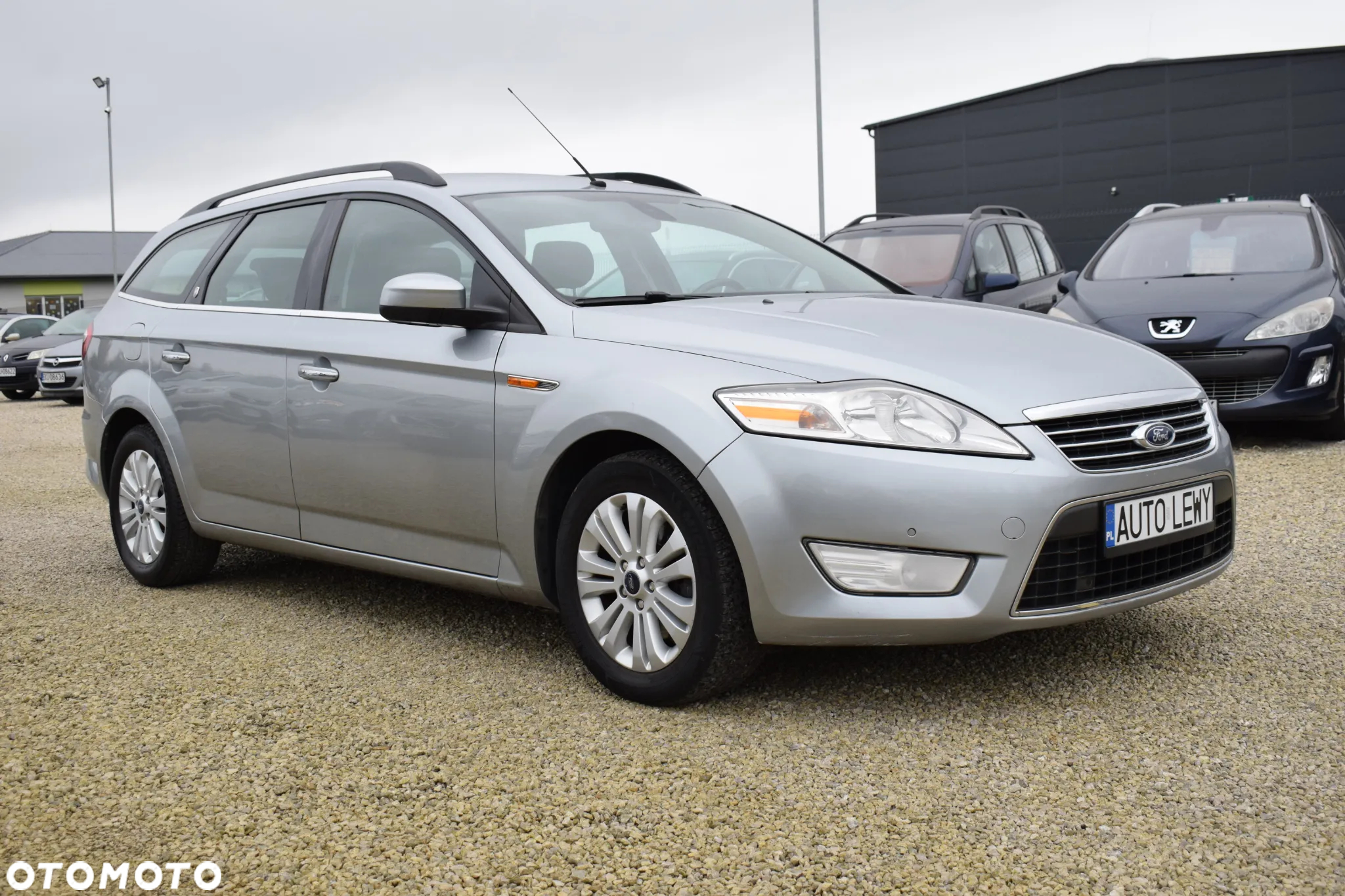 Ford Mondeo 2.0 Ghia - 3