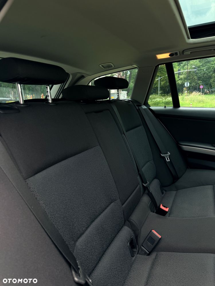 BMW Seria 3 320d - 16