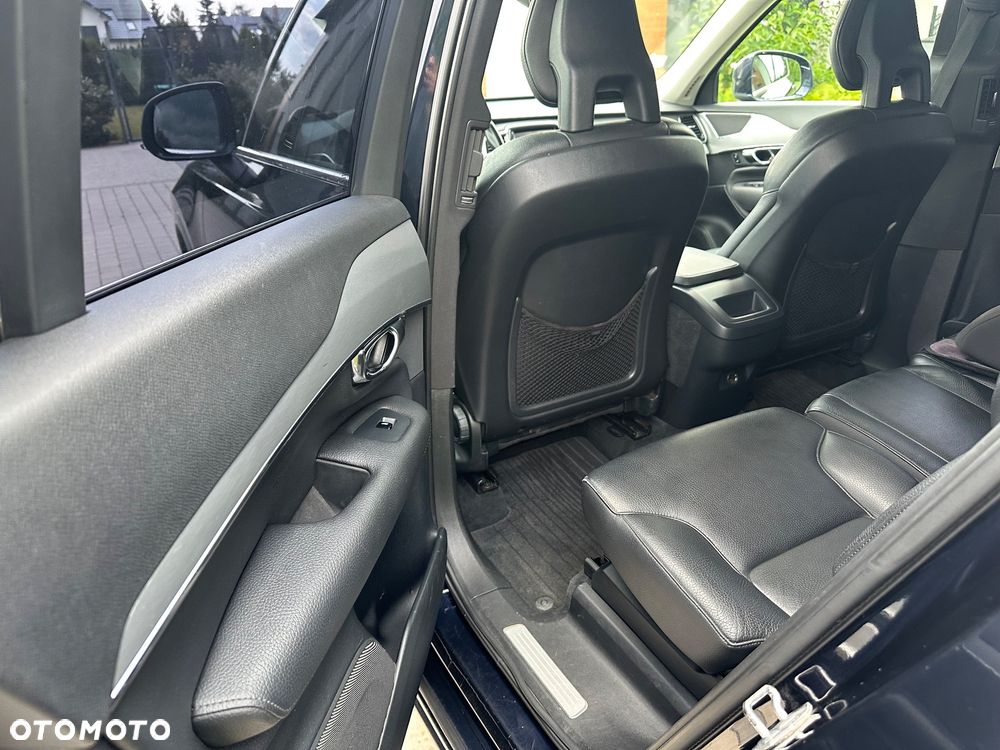 Volvo XC 90 D5 AWD Momentum - 21