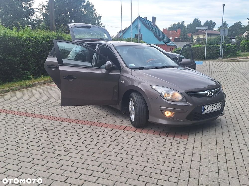 Hyundai i30 1.4 Edition Plus - 10