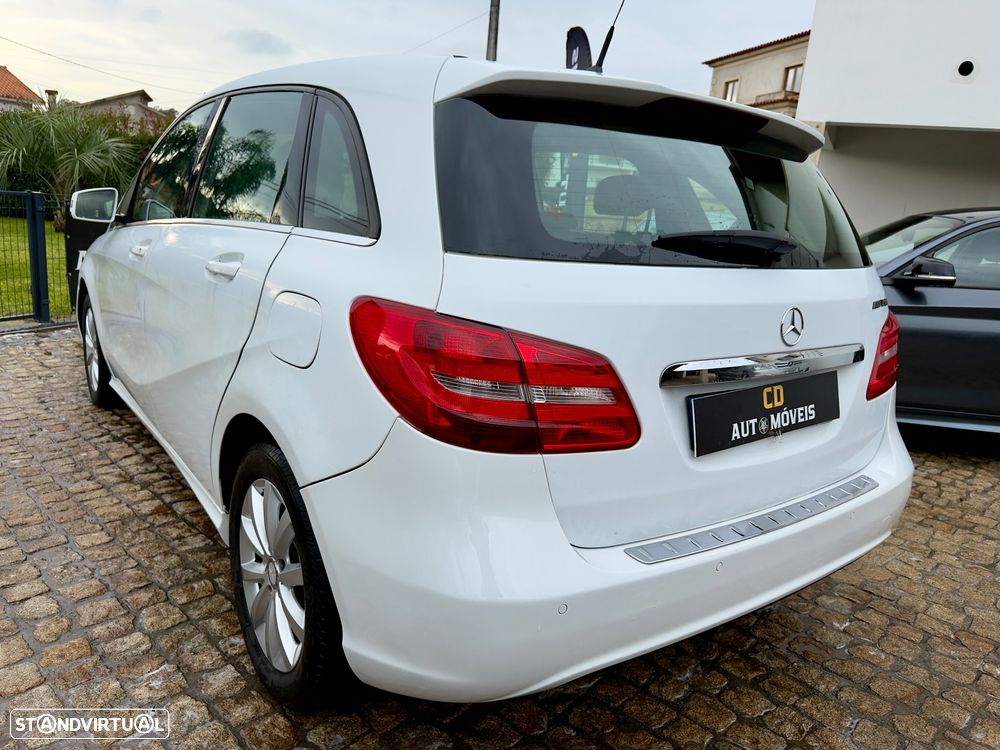 Mercedes-Benz B 180 (CDI) d 7G-DCT AMG Line - 22