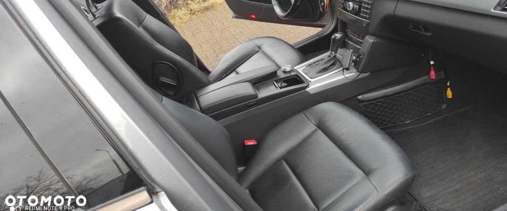 Mercedes-Benz Klasa E 200 CDI 7G-TRONIC Elegance - 31