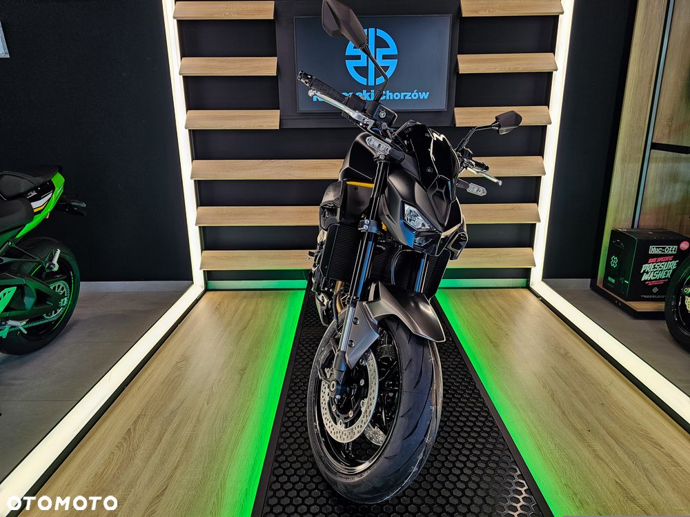 Kawasaki Z 900 - 7
