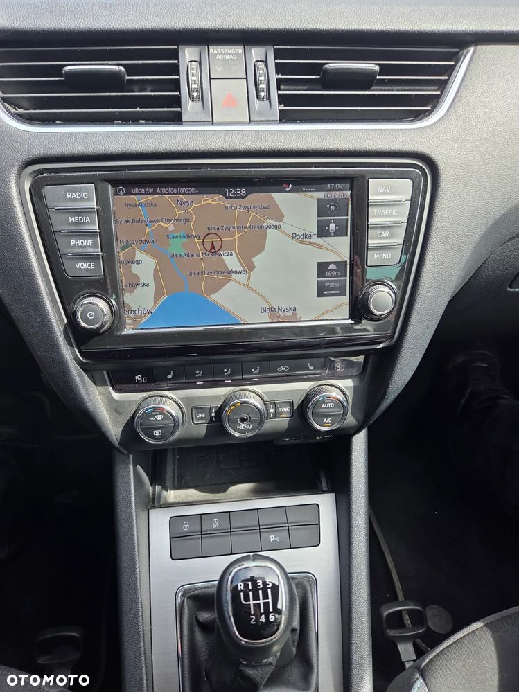 Skoda Octavia 1.2 TSI Green tec Joy - 27