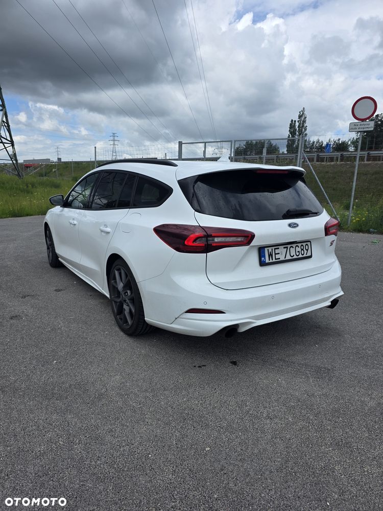 Ford Focus - 4