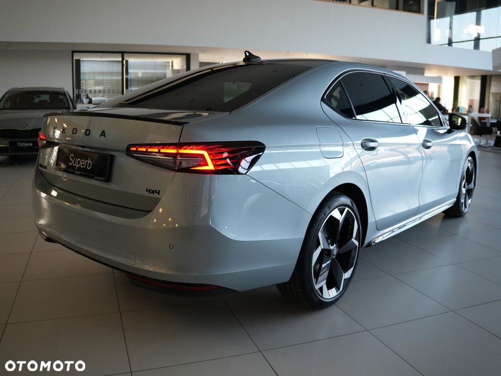 Skoda Superb 2.0 TSI Sportline DSG - 13