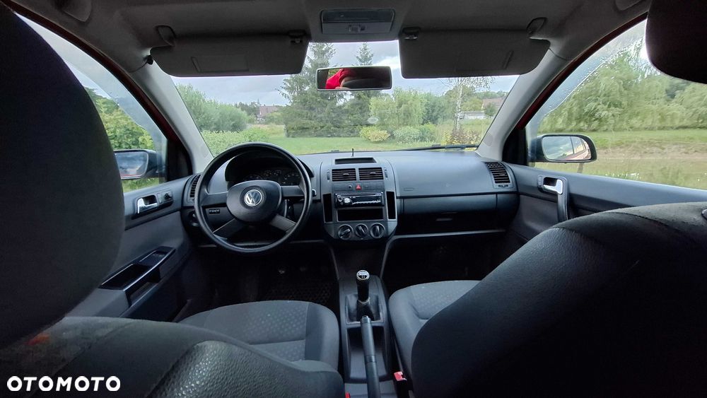 Volkswagen Polo - 2