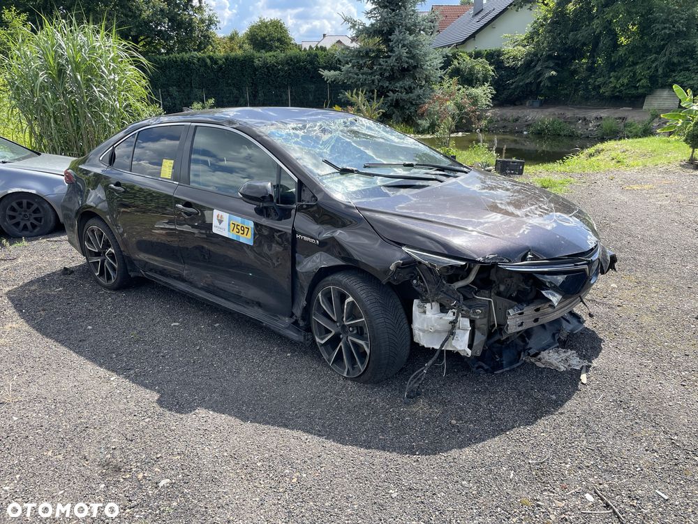 Toyota Corolla - 2