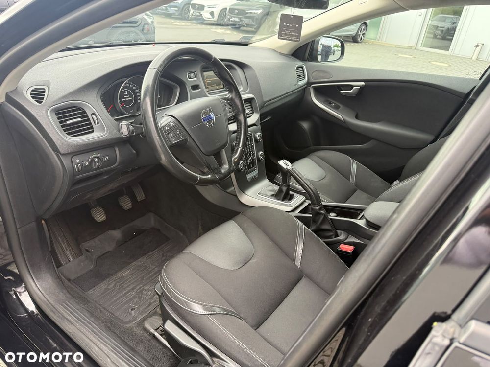 Volvo V40 - 11