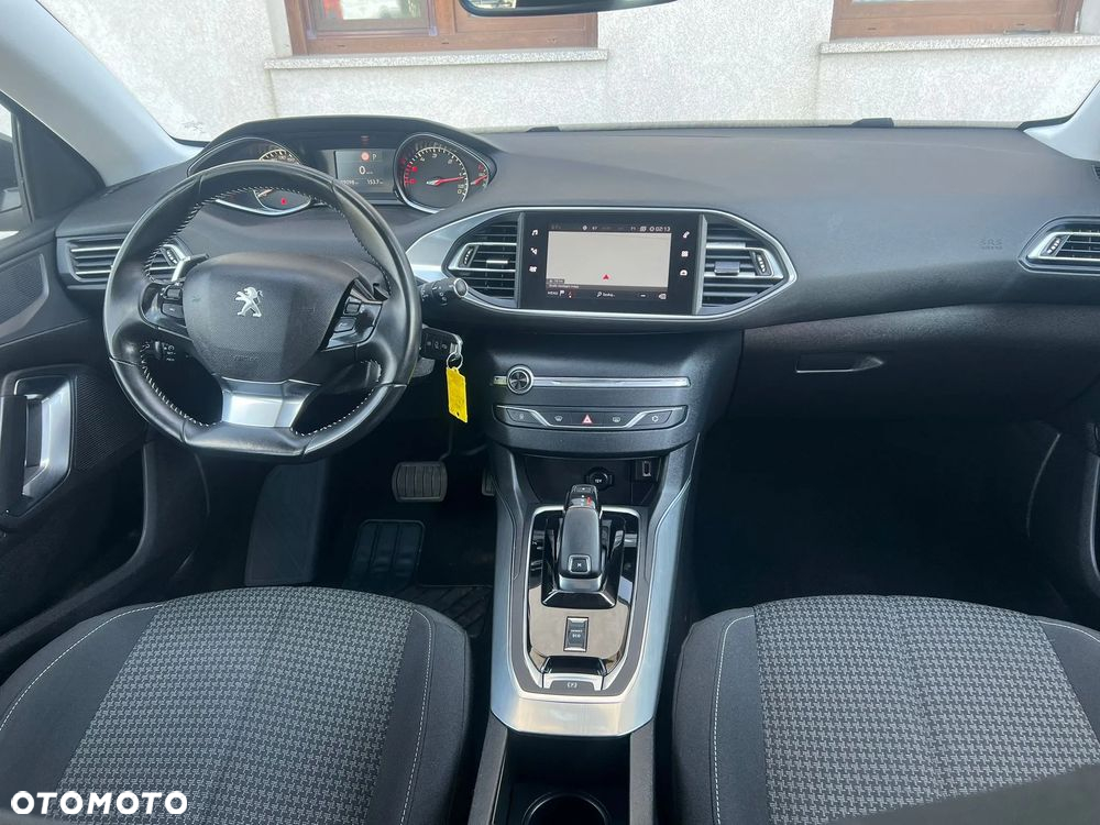 Peugeot 308 - 22