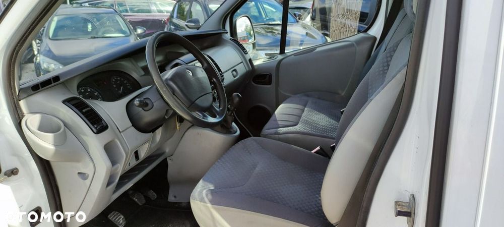 Renault Trafic - 24