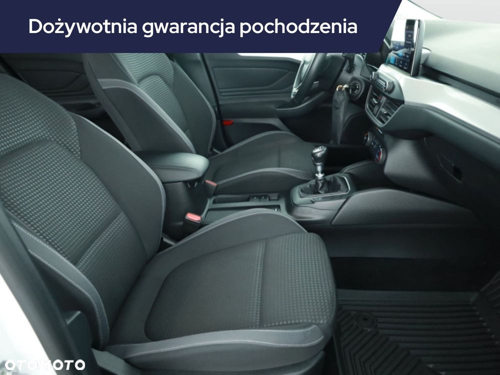 Ford Focus SW - 9