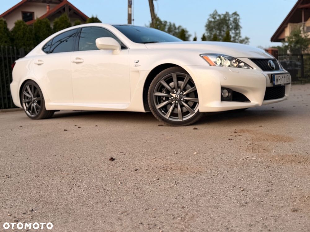 Lexus IS - 13