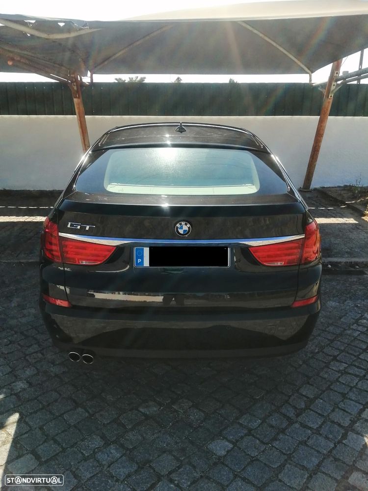 BMW 520 Gran Turismo d - 2