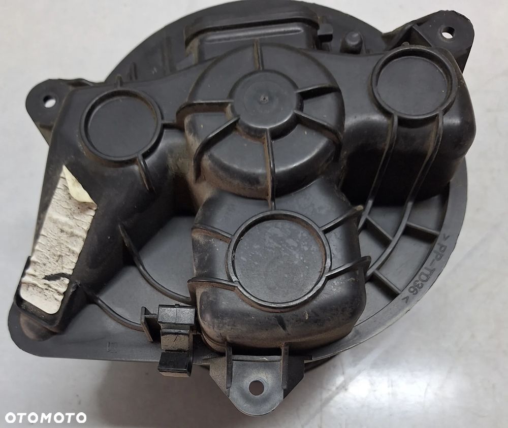 DMUCHAWA WENTYLATOR -TRAFIC, VIVARO 2001- 14 ROK / EUROPA - 1