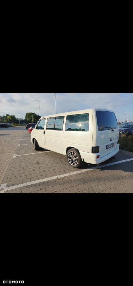 Volkswagen Multivan - 5