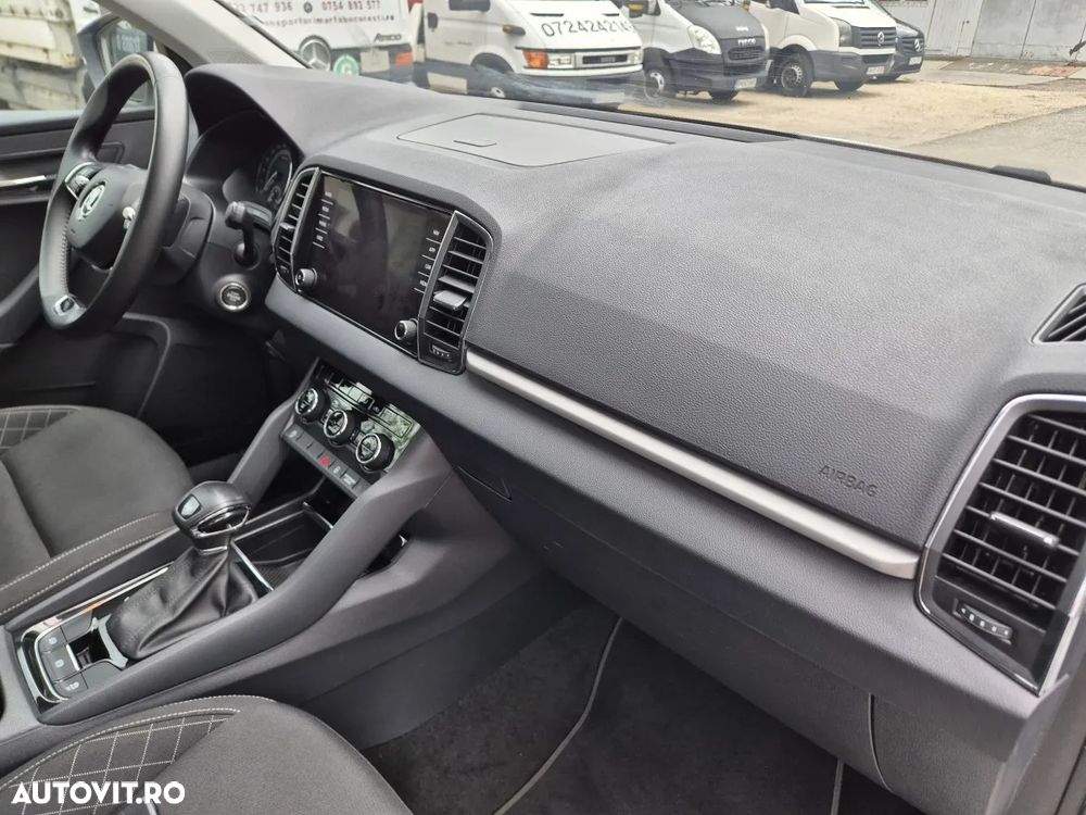 Skoda Karoq 2.0 TDI DSG Ambition - 32
