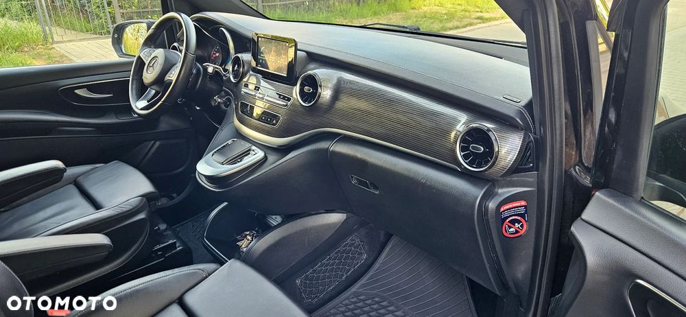 Mercedes-Benz Klasa V 220 d Avantgarde 9G-Tronic - 27