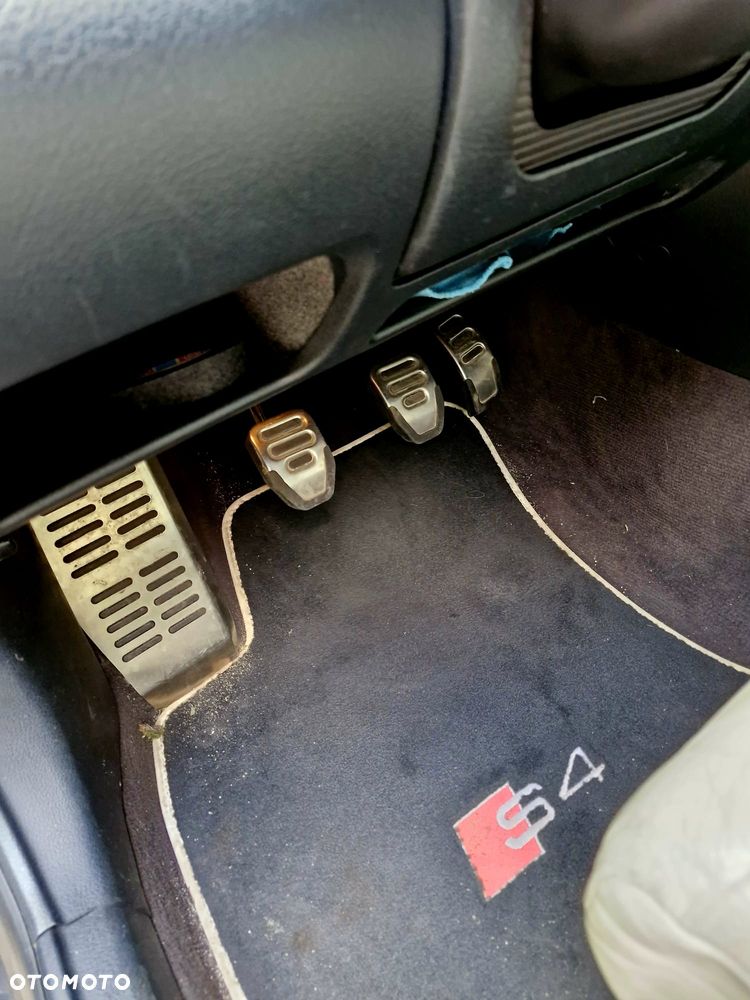 Audi S4 Avant 2.7 Quattro - 11