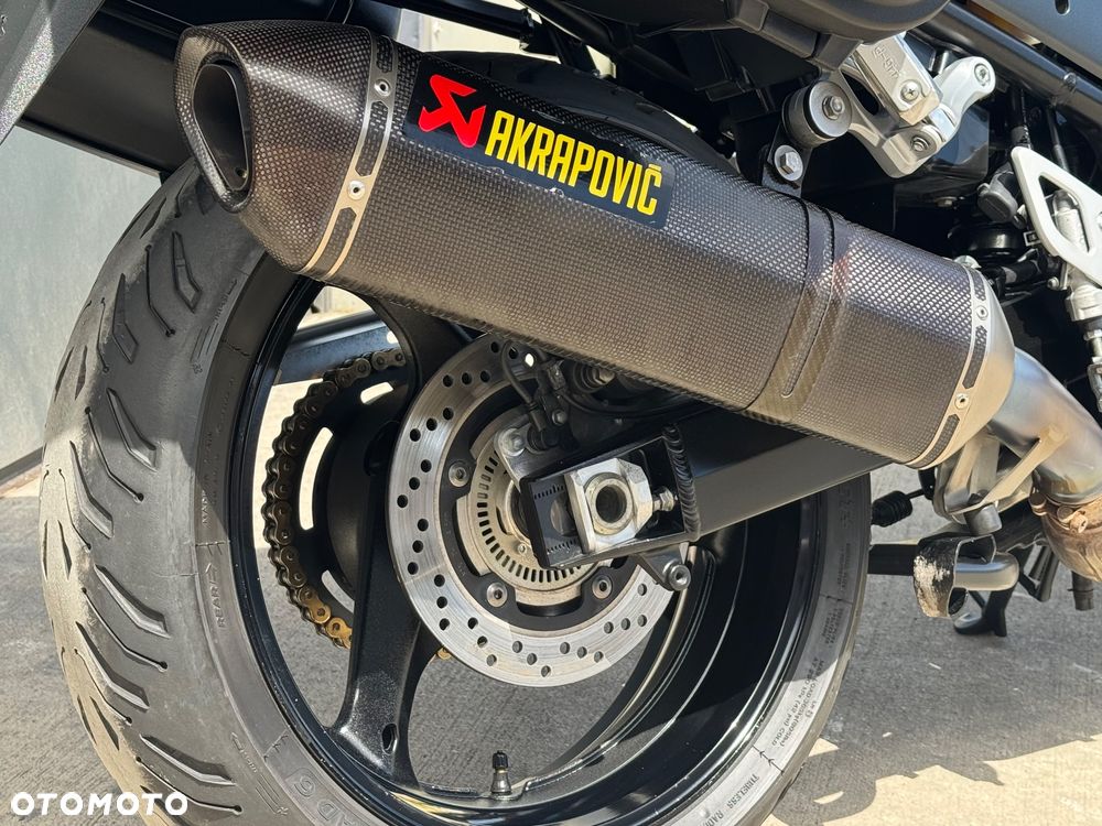 Suzuki GSX - 9