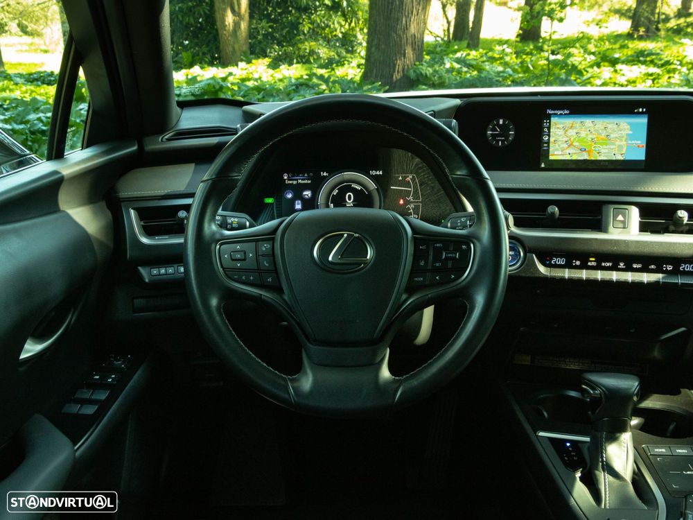 Lexus UX 250h Special Edition (LCA) - 10