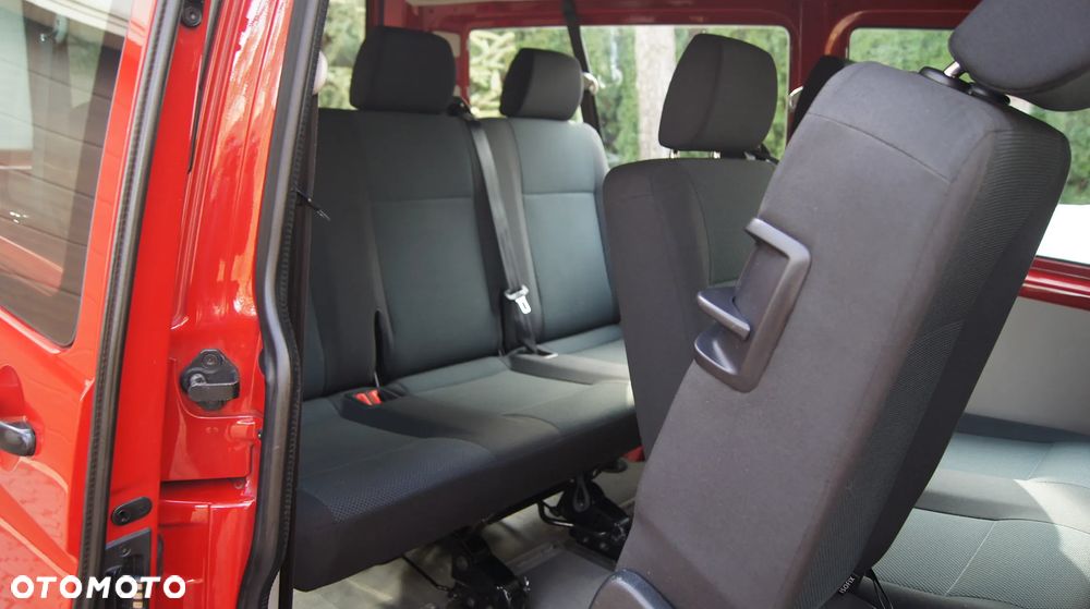 Volkswagen Transporter - 16