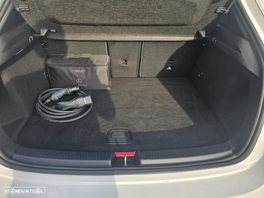 Mercedes-Benz A 250 e 8G-DCT Progressive - 28