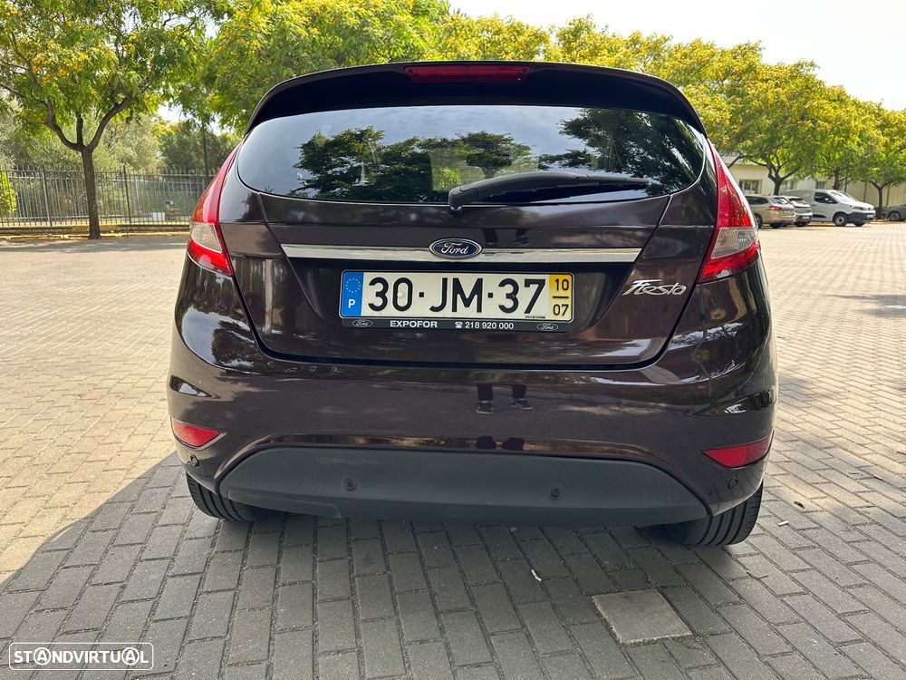 Ford Fiesta 1.4 Titanium Aut. - 6