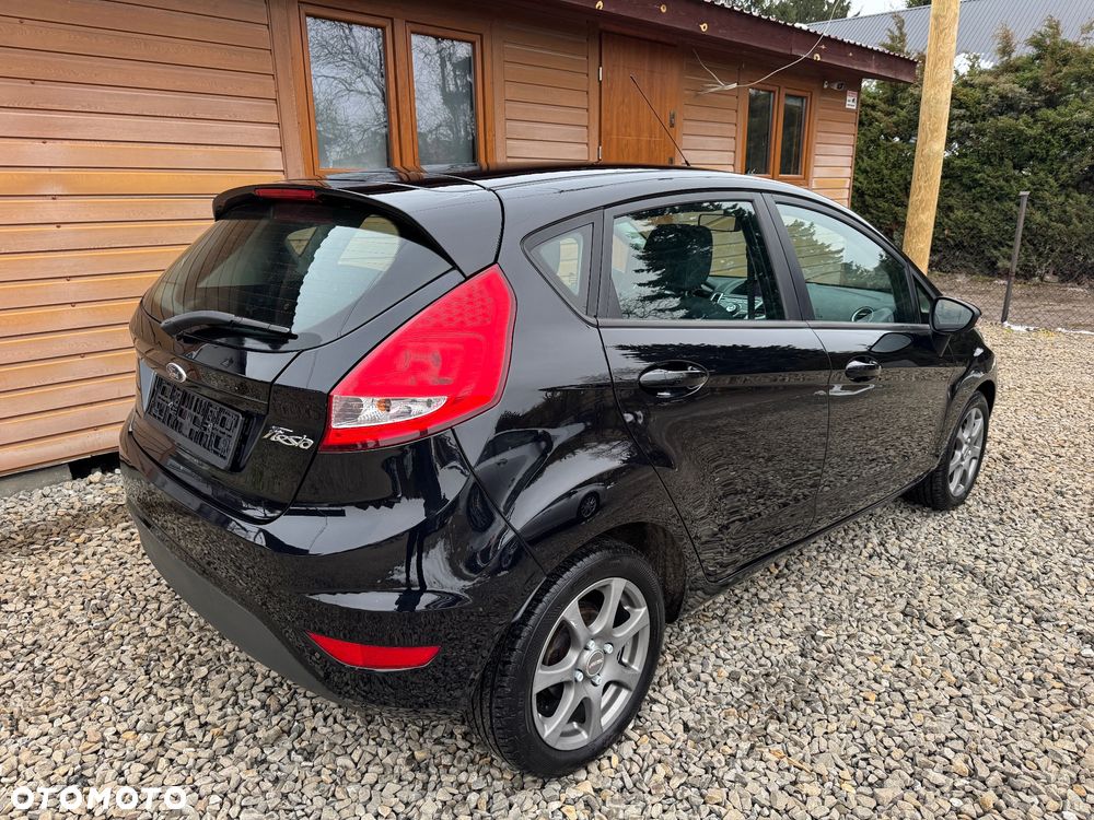 Ford Fiesta 1.4 Champions Edition - 4