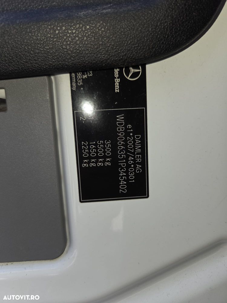 Mercedes-Benz Sprinter - 9