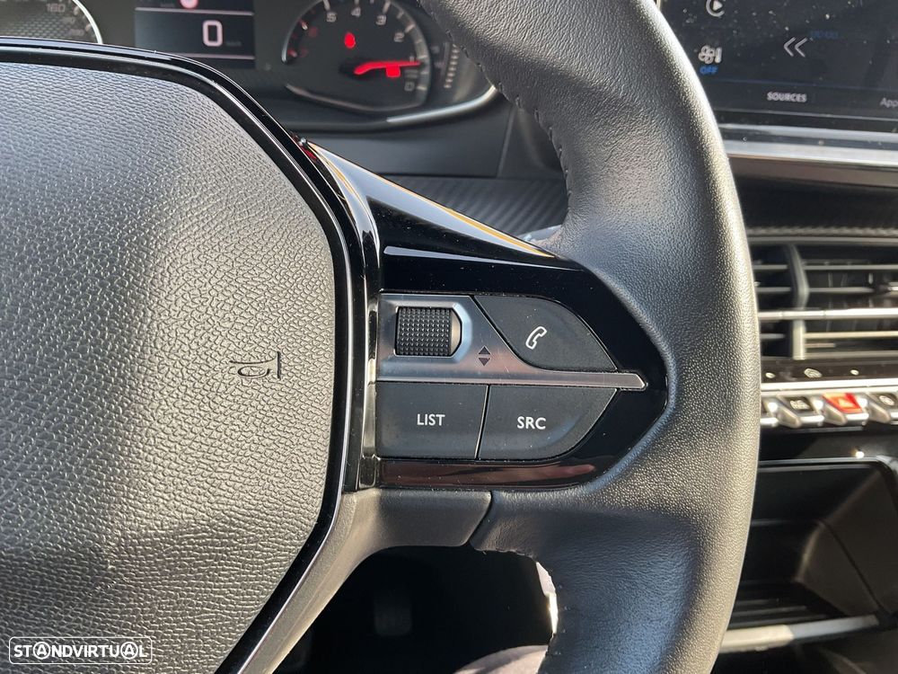 Peugeot 2008 1.2 PureTech Active Pack - 41