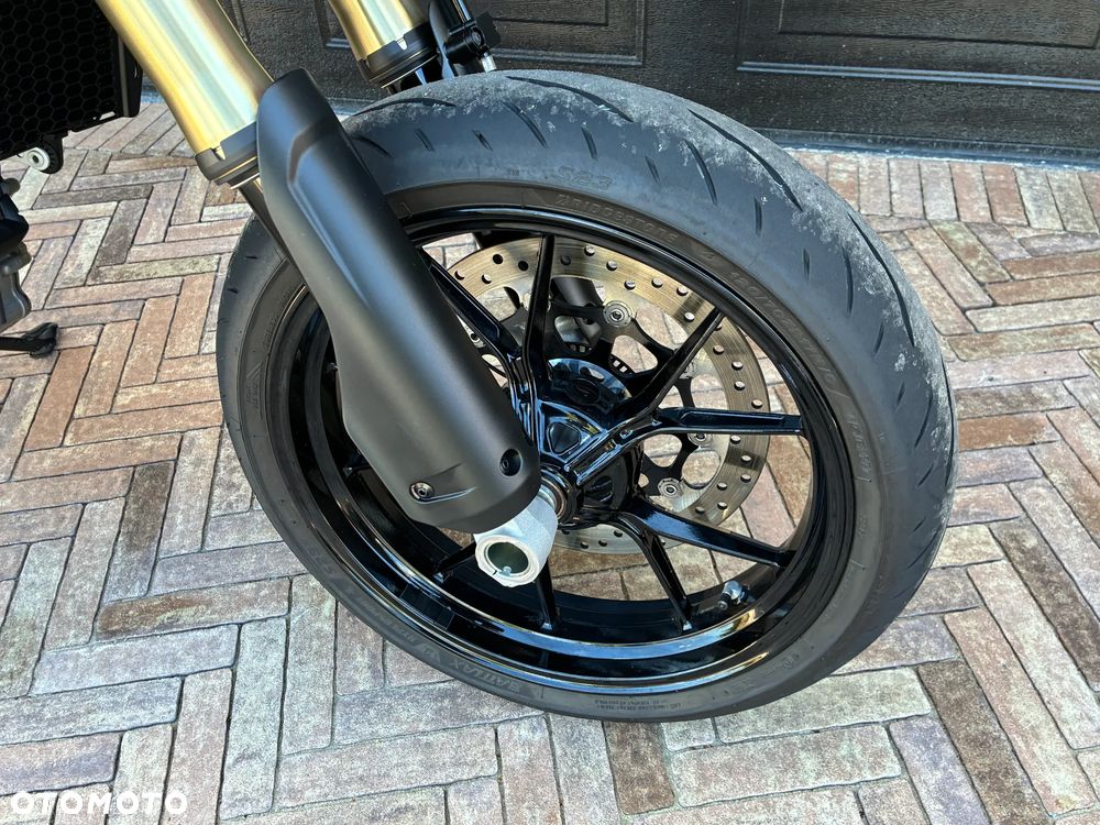 Ducati Hypermotard - 7