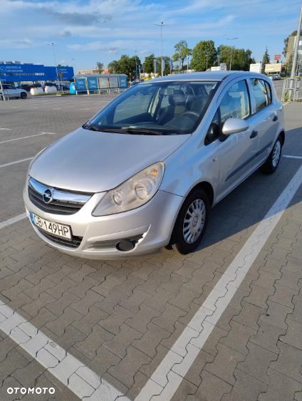 Opel Corsa 1.2 16V Essentia - 2