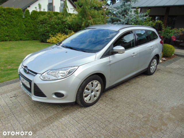 Ford Focus 1.6 Edition - 9